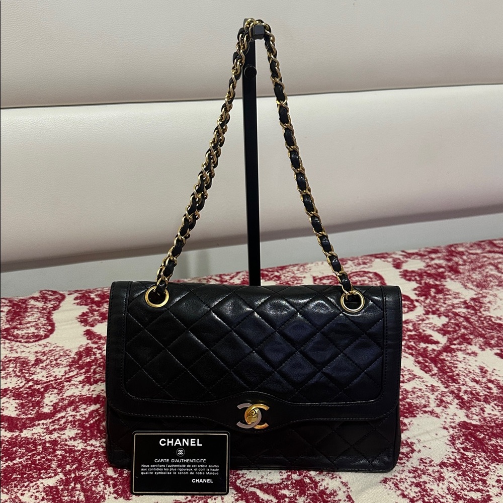 CHANEL Vintage 2-Toned CC Double Flap Bag Quilted Lamb Skin - Picture 3 of 16